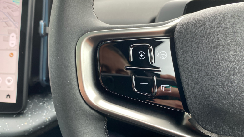 Volvo EX30 315kW Twin Motor Performance Ultra 69kWh 5dr Auto Electric Estate